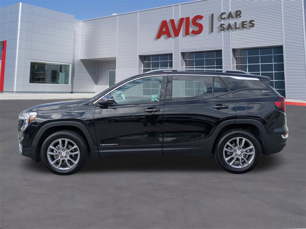 Used 2024 GMC Terrain SLT image 10