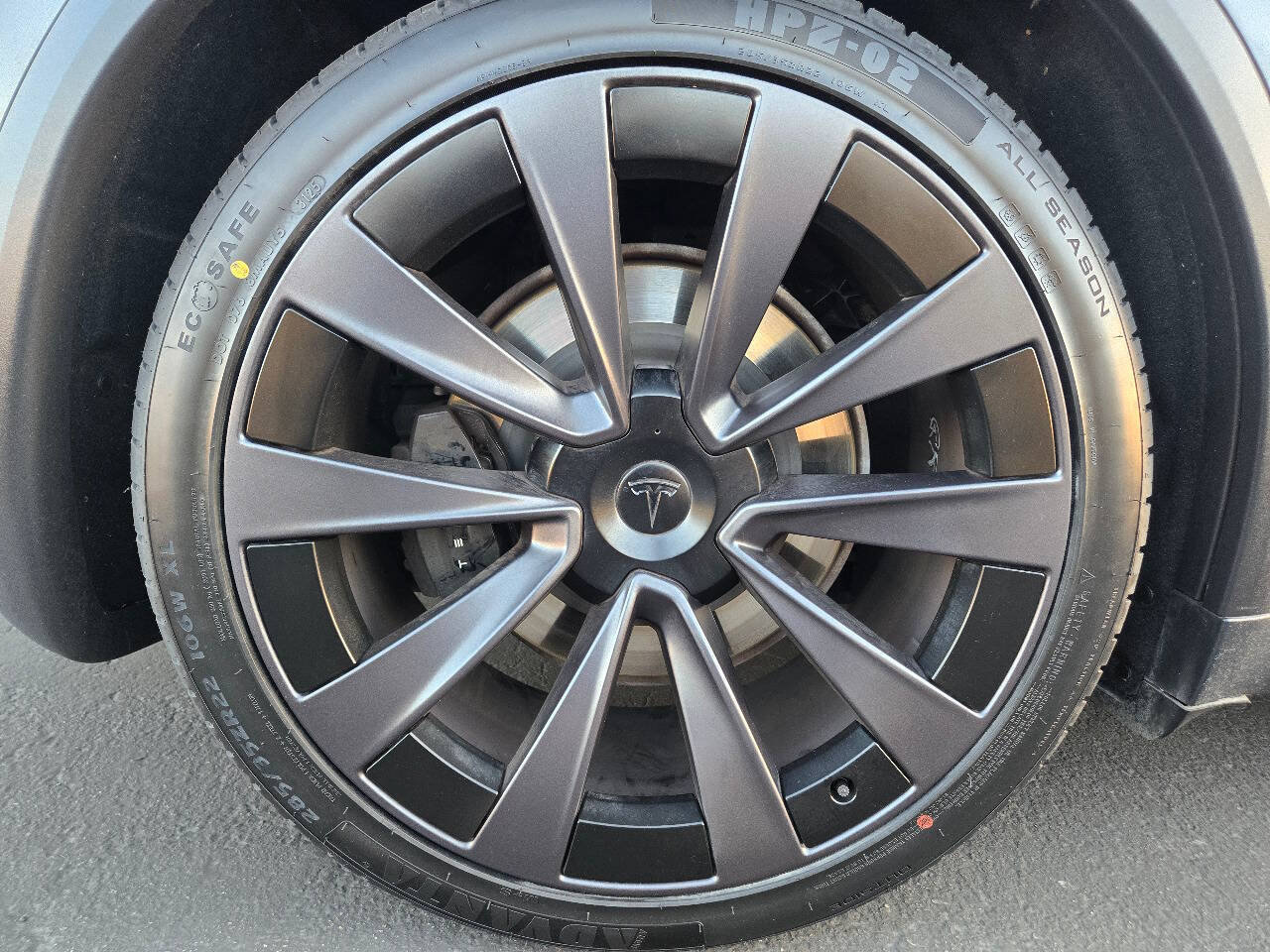 Used 2022 Tesla Model X Plaid AWD/4WD image 18