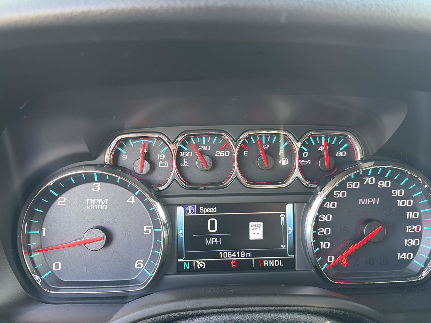 Used 2019 Chevrolet Suburban Premier AWD/4WD image 19