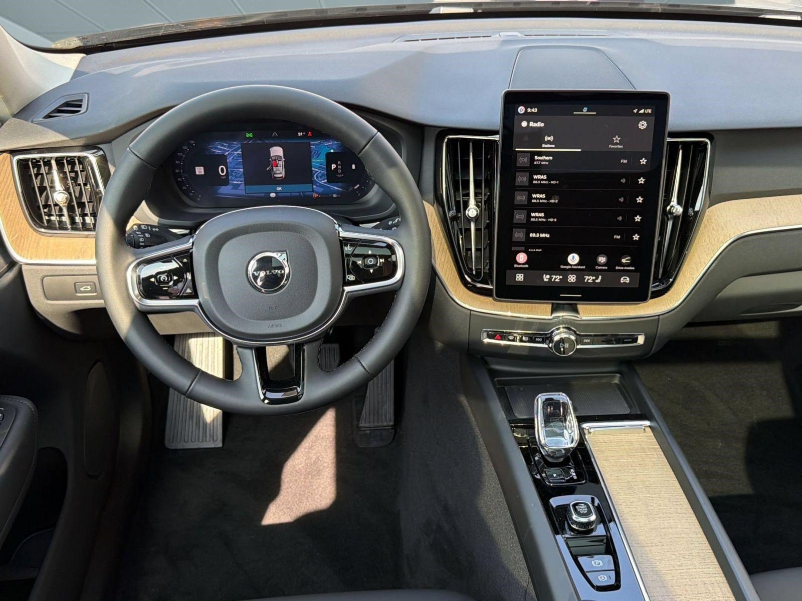 New 2026 Volvo XC60 B5 Plus w/ Climate Package AWD/4WD image 28