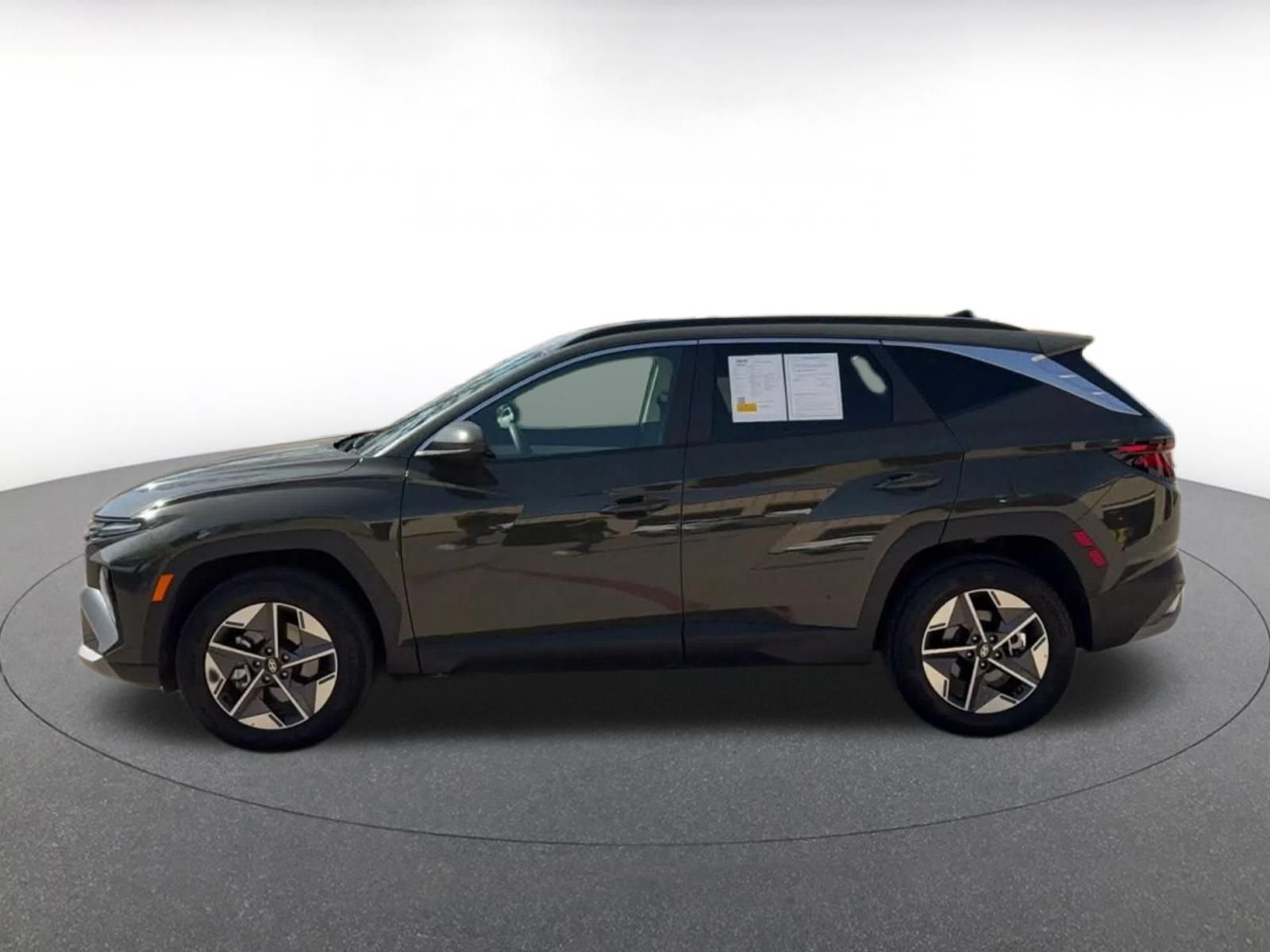Used 2026 Hyundai Tucson SEL Plus AWD/4WD image 8