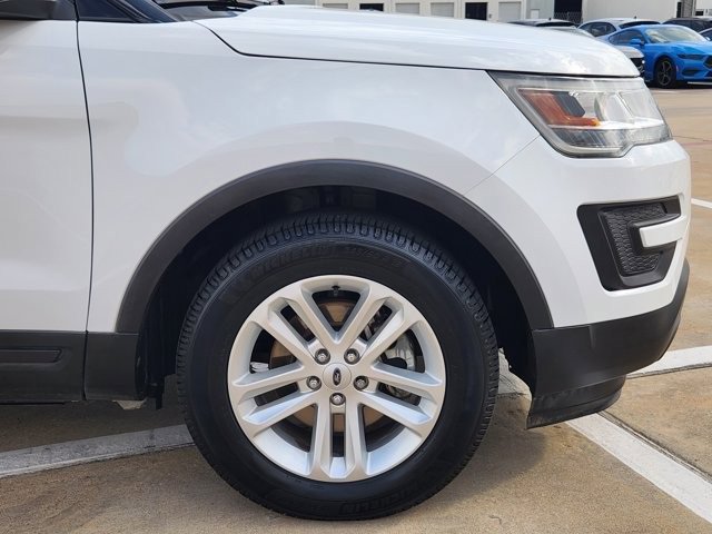 Used 2017 Ford Explorer FWD image 8
