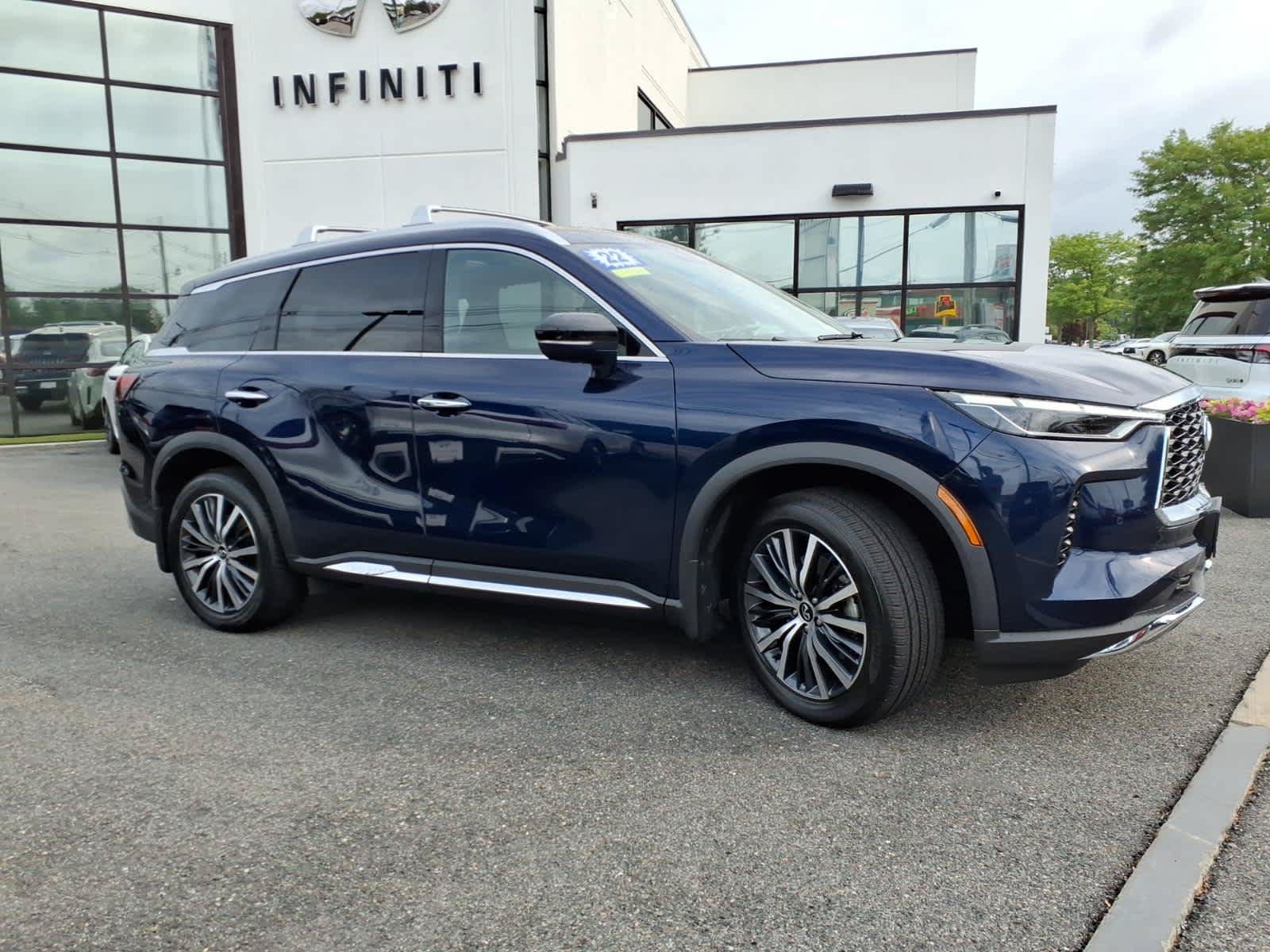 Used 2022 INFINITI QX60 Sensory w/ Vision Package AWD/4WD image 4
