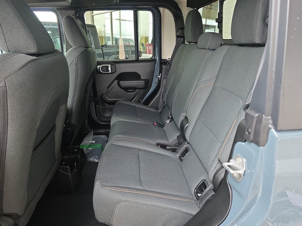 New 2026 Jeep Gladiator Sport image 10