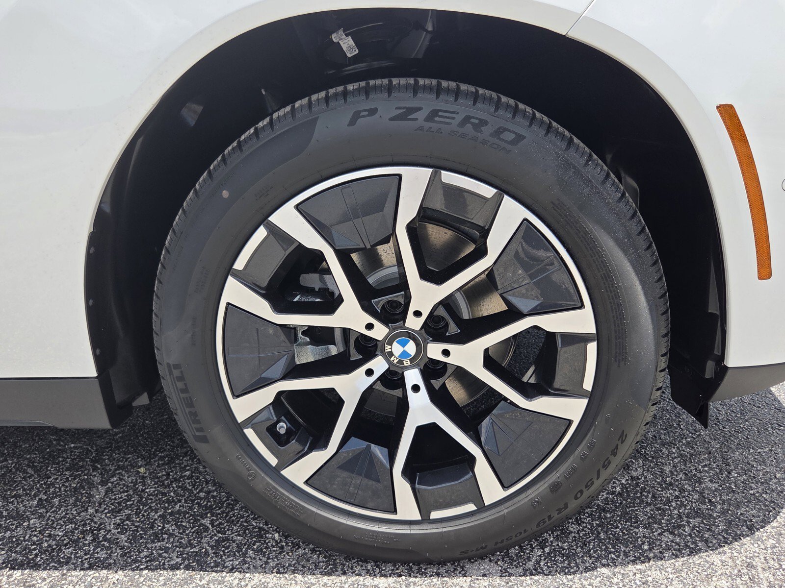 New 2026 BMW X3 xDrive30 w/ Premium Package AWD/4WD image 9