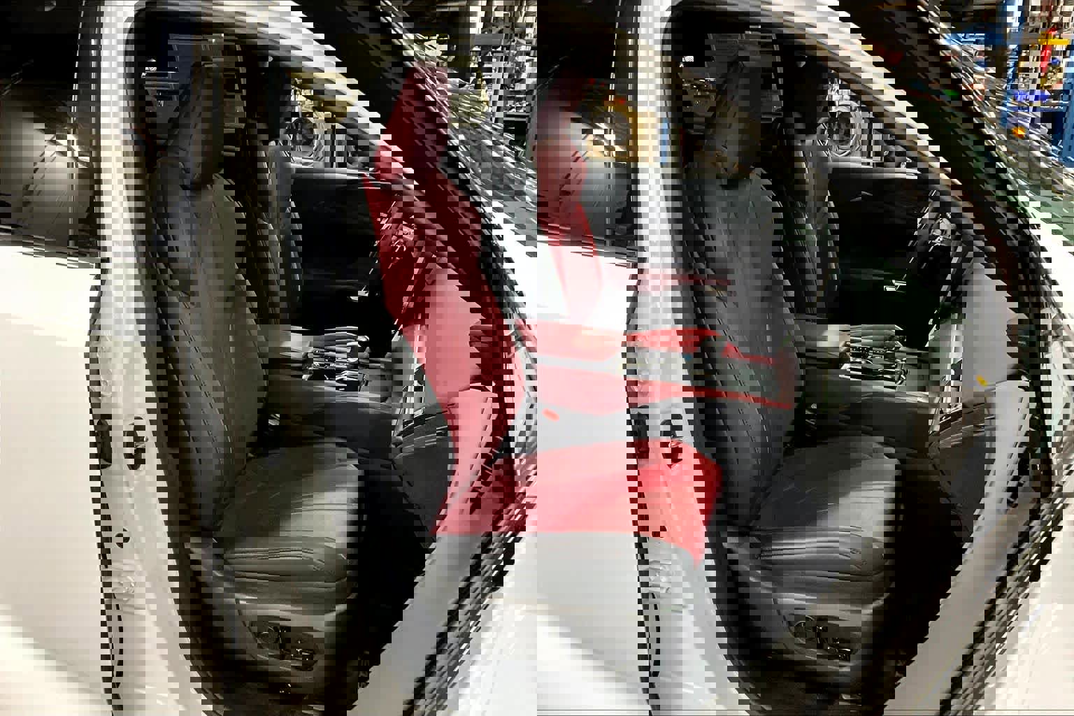 Used 2024 Lexus RX 500h F Sport image 7