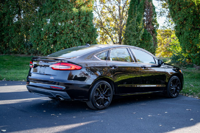 Used 2019 Ford Fusion SE w/ Equipment Group 151A FWD image 5
