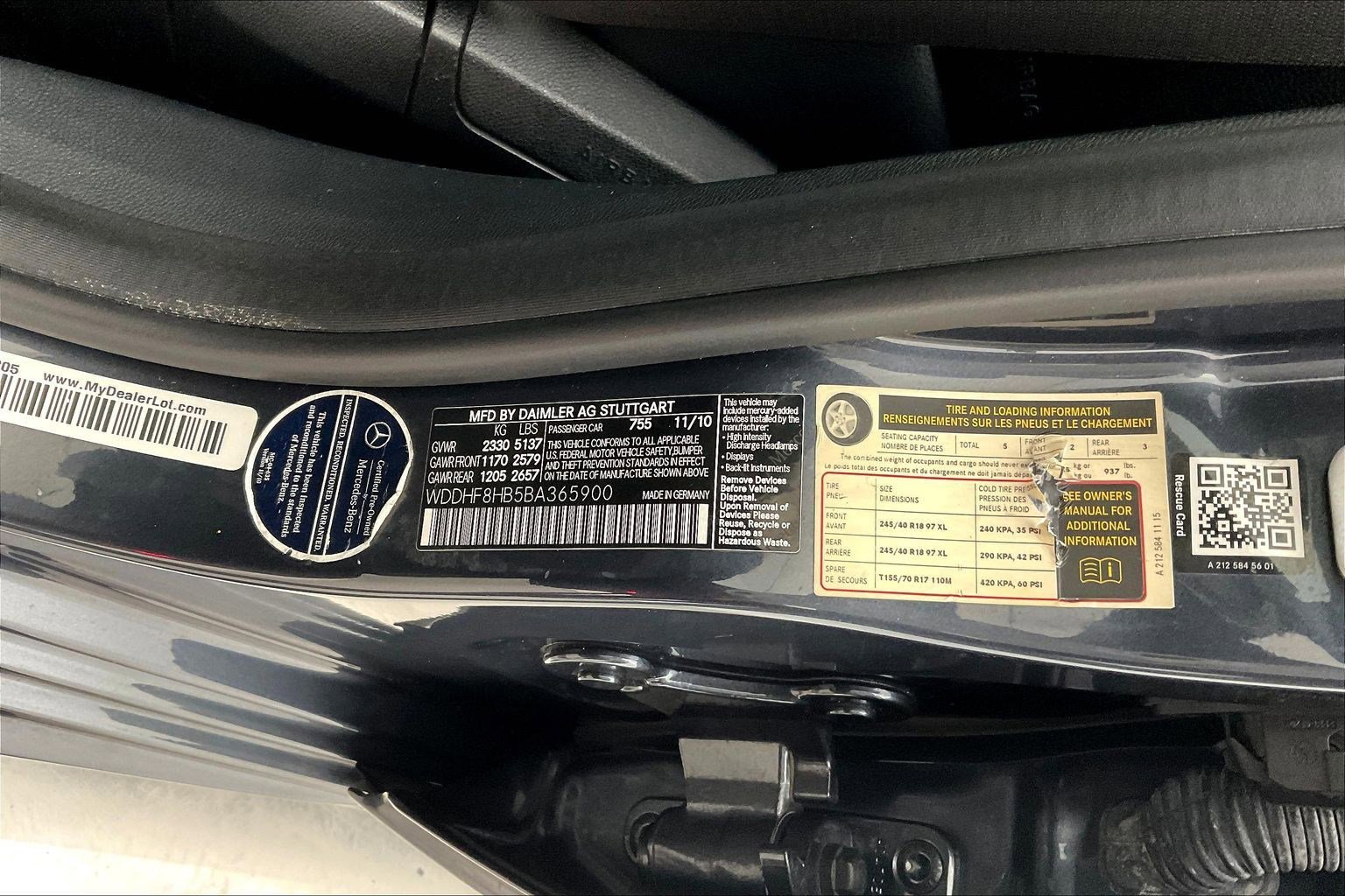 Used 2011 Mercedes-Benz E 350 4MATIC Sedan image 19