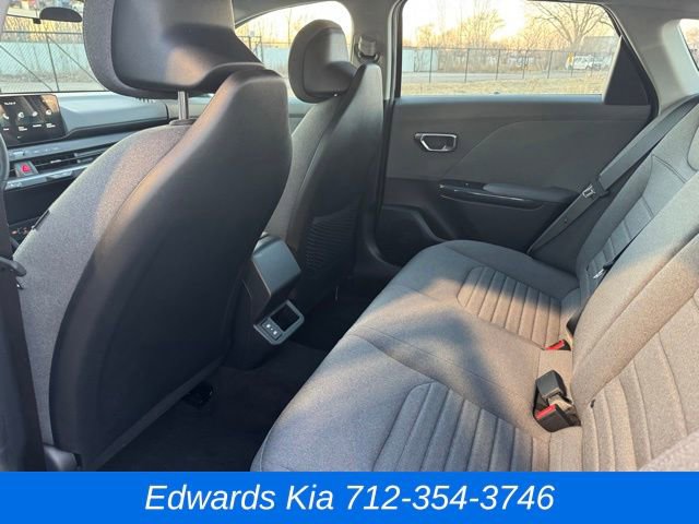 New 2025 Kia K4 EX image 15