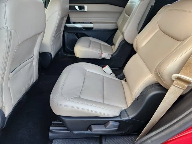 Used 2021 Ford Explorer XLT w/ Equipment Group 202A RWD image 28