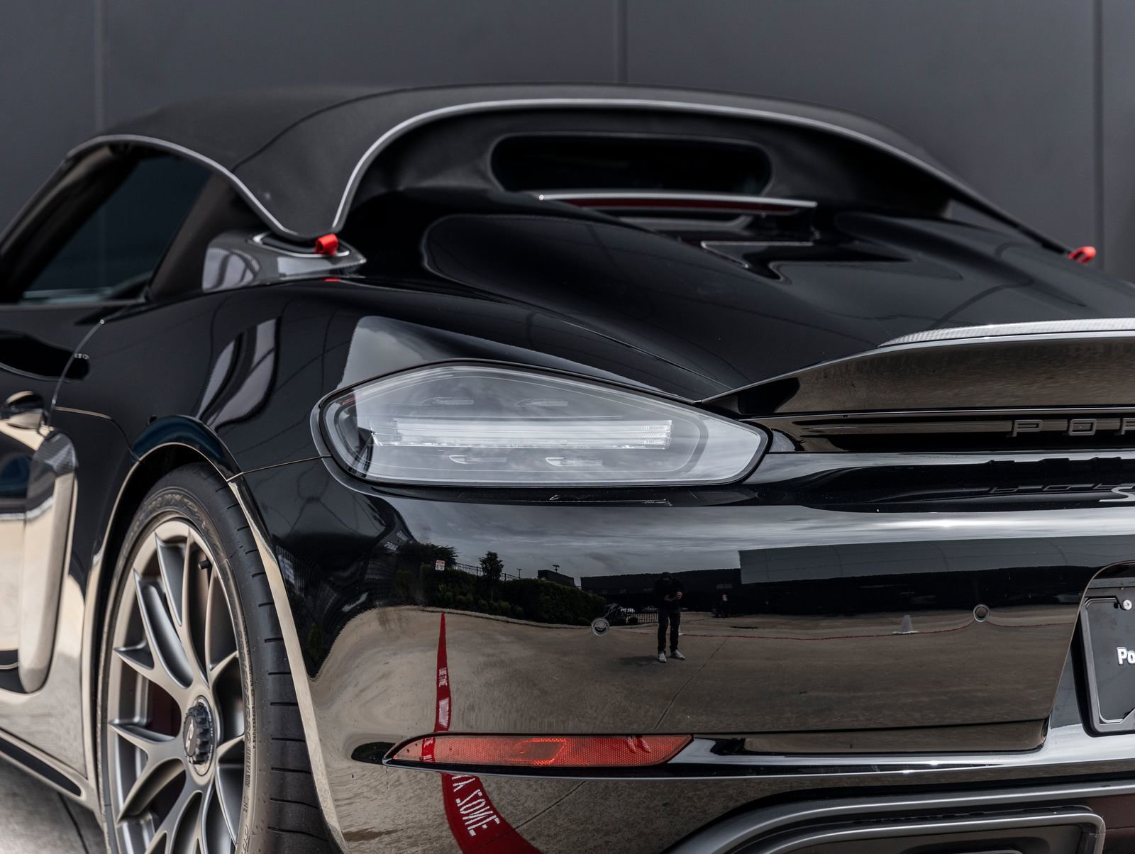 Certified 2025 Porsche 718 Boxster Spyder RS RWD image 14