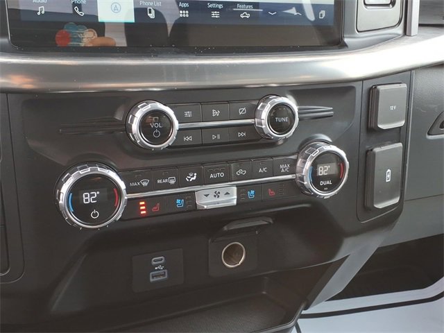 Used 2021 Ford F150 Lariat w/ Trailer Tow Package image 10