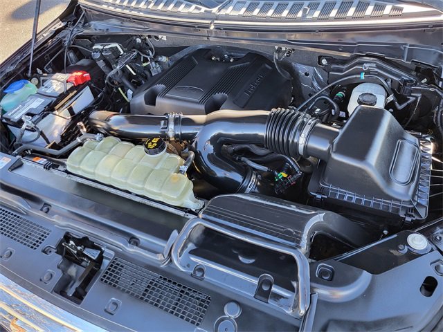 Used 2019 Ford Expedition XLT w/ Equipment Group 201A image 9