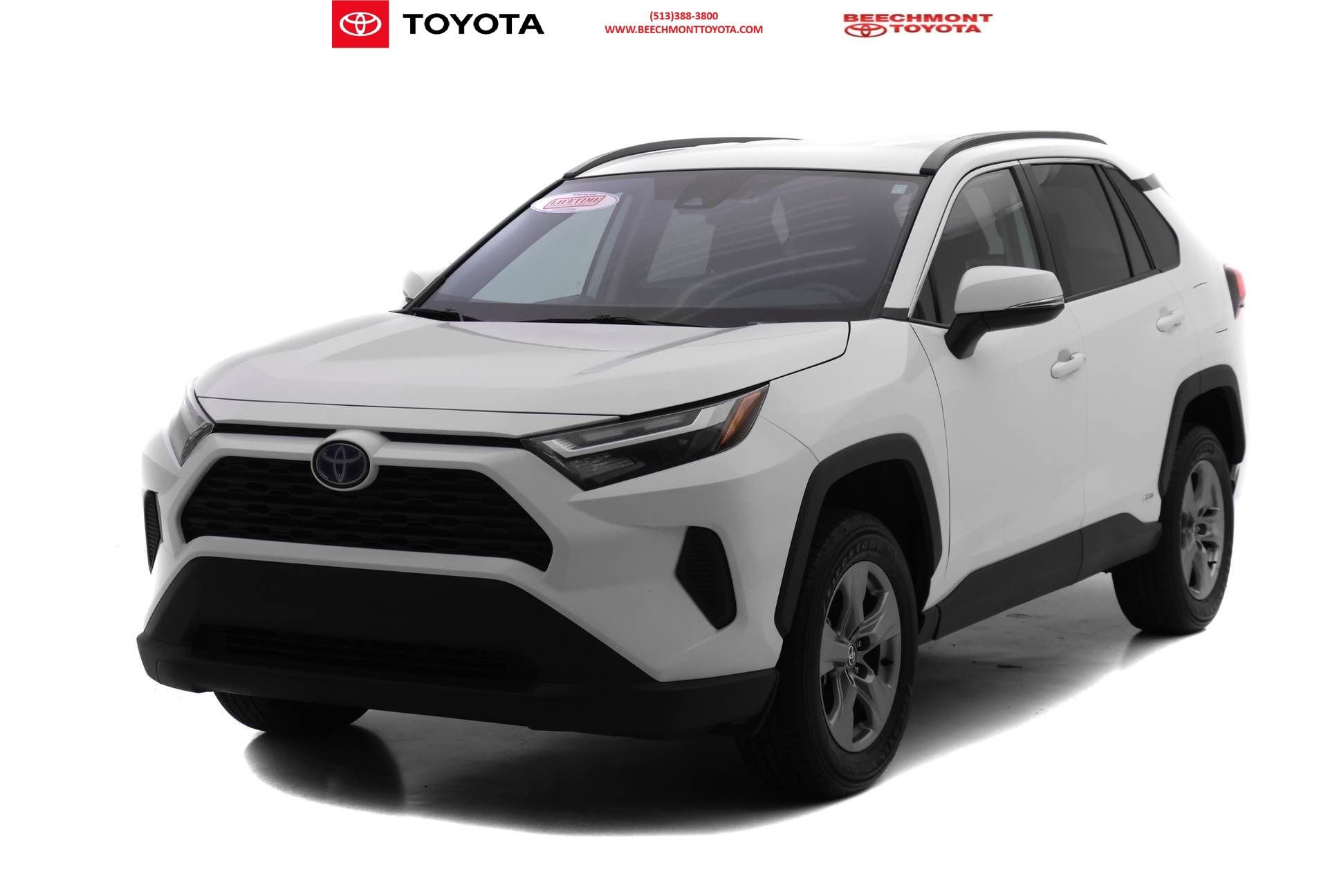 Used 2024 Toyota RAV4 XLE image 1