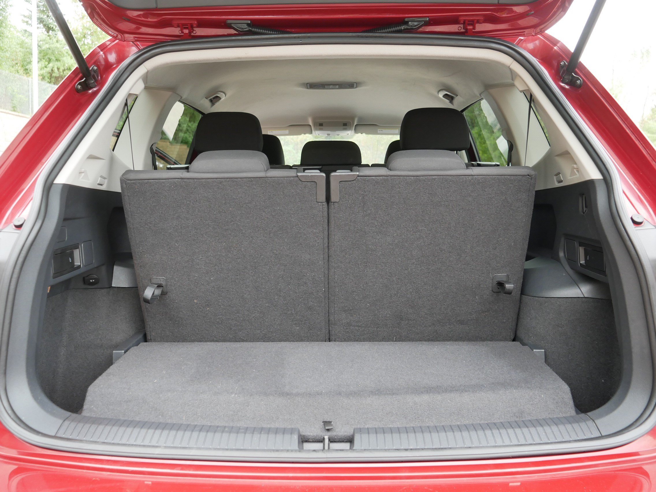 Used 2019 Volkswagen Tiguan S AWD/4WD image 18