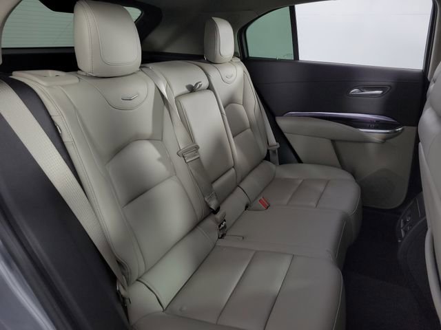 Used 2023 Cadillac XT4 Luxury w/ Cold Weather Package image 16