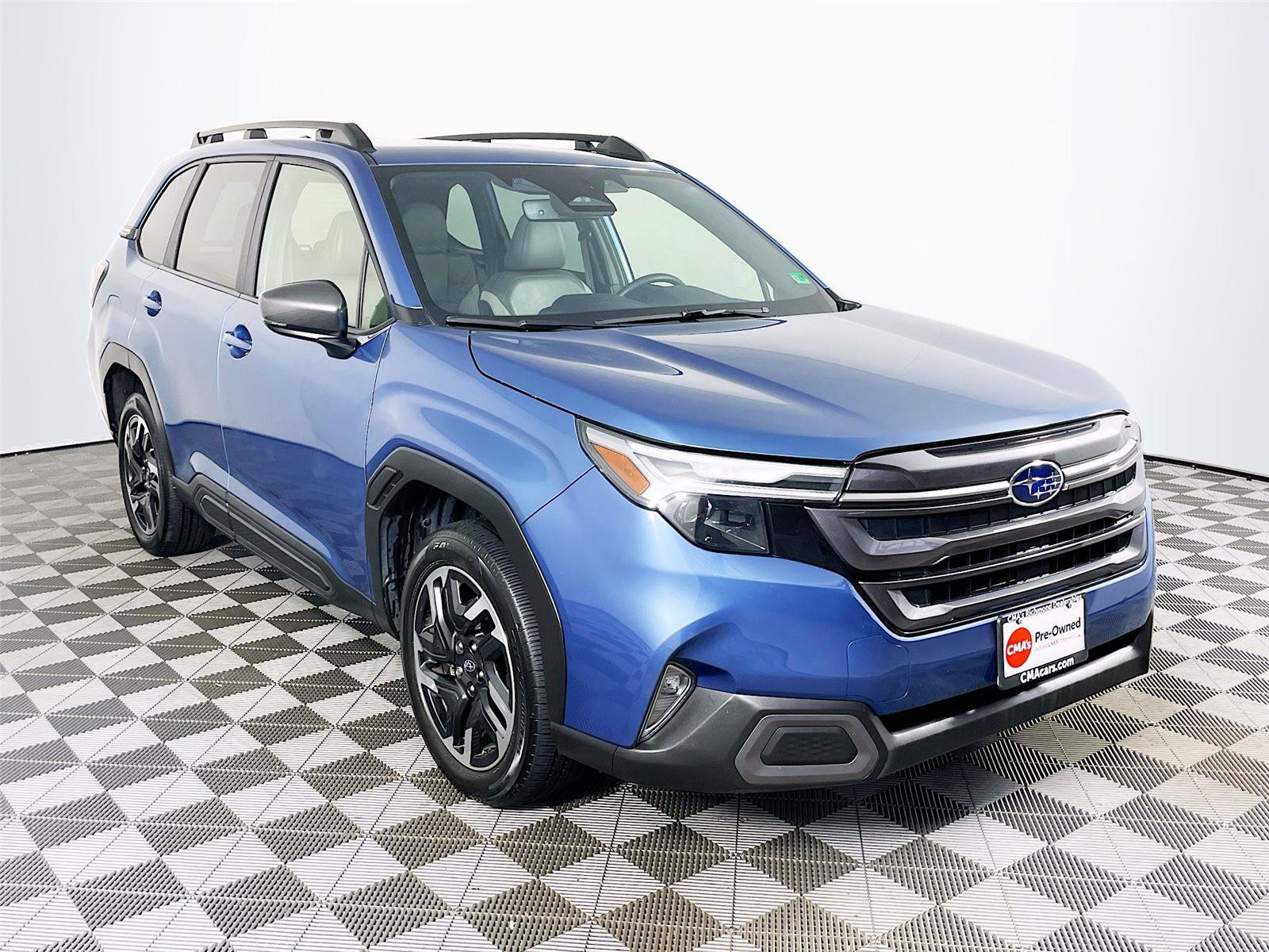 Used 2025 Subaru Forester Limited image 1