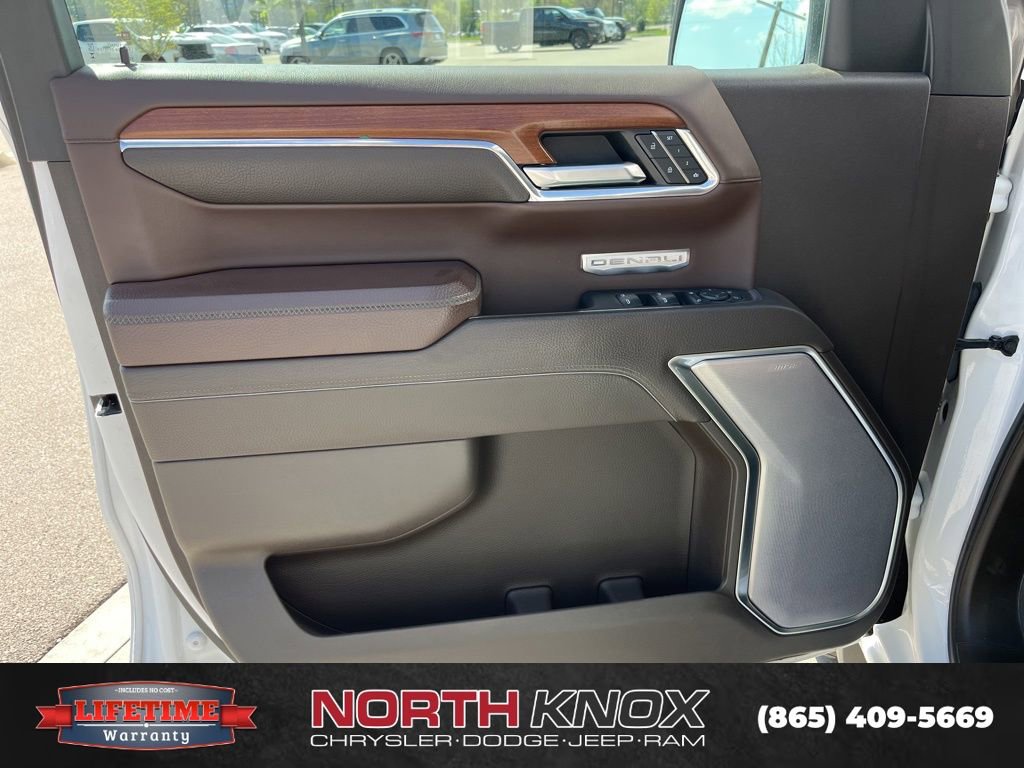 Used 2023 GMC Sierra 1500 Denali AWD/4WD image 5