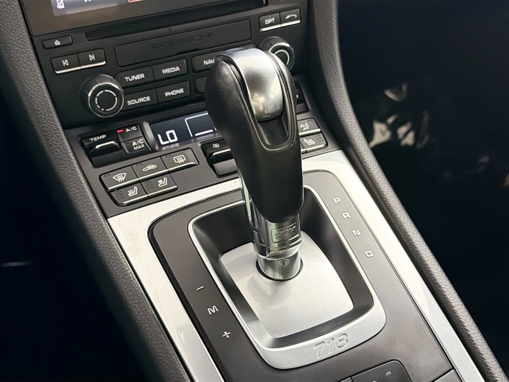 Used 2022 Porsche 718 Cayman w/ Premium Package RWD image 16