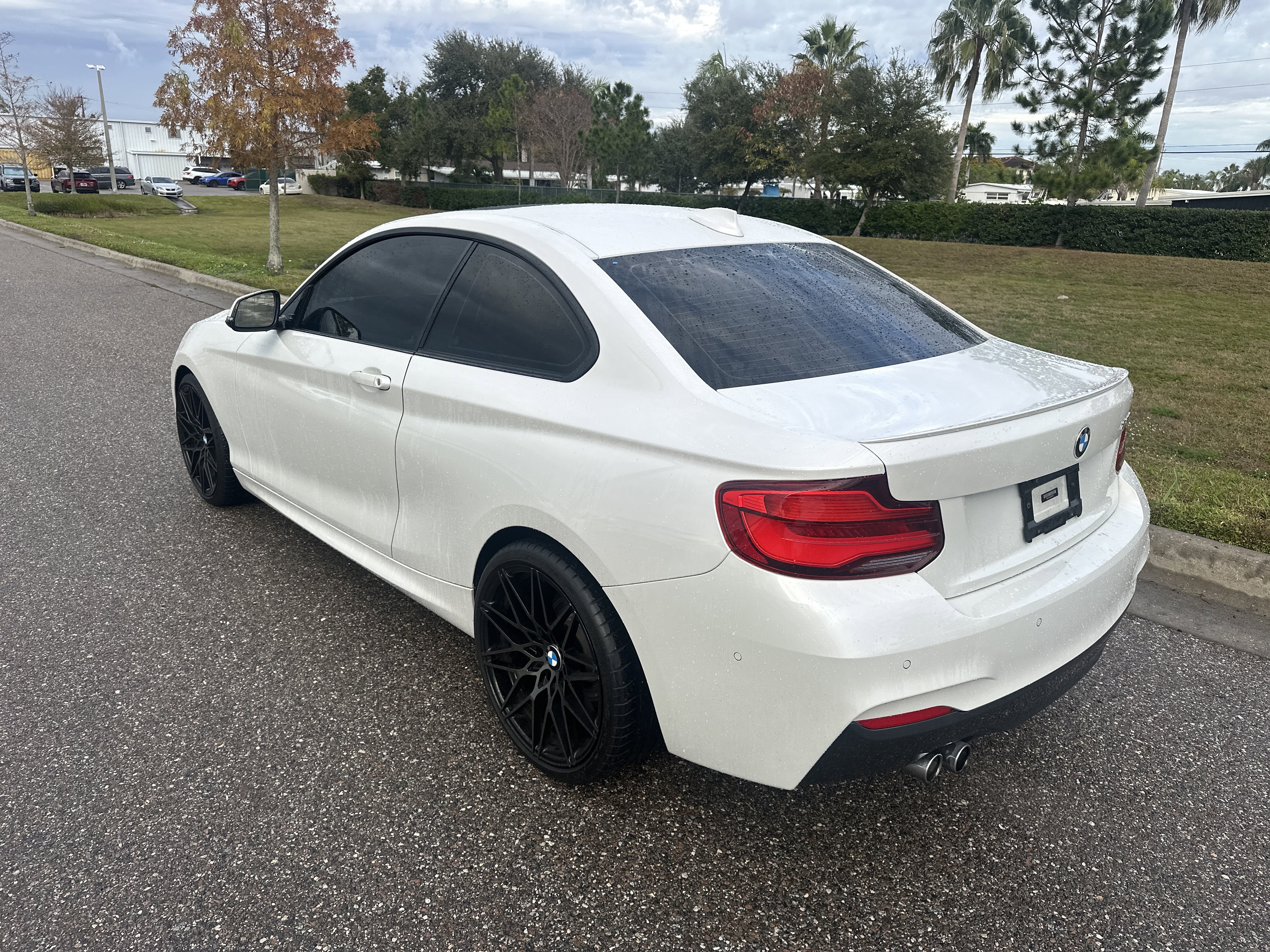 Used 2019 BMW 230i Coupe w/ M Sport Package image 8