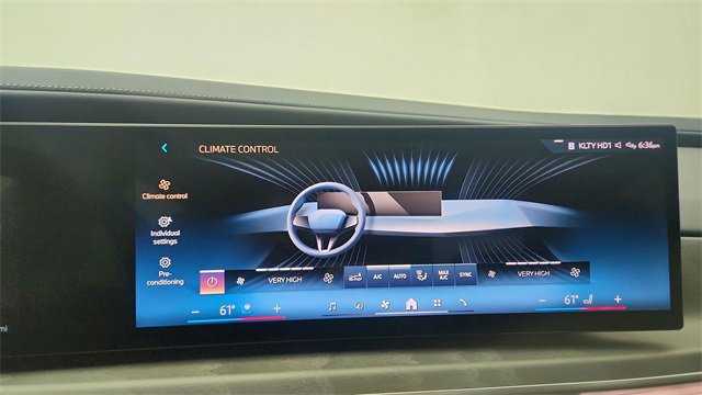 Used 2025 BMW i7 eDrive50 image 51