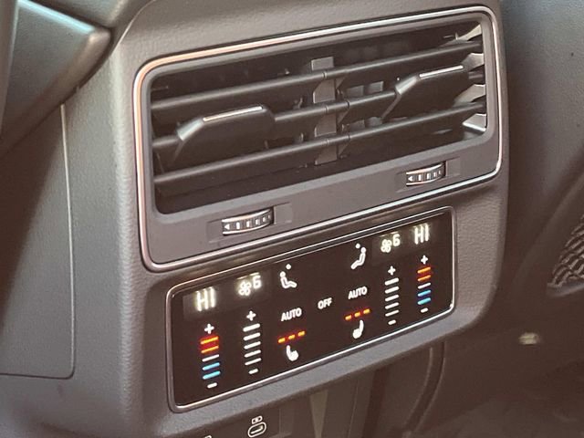 Used 2024 Audi SQ8 Prestige image 18