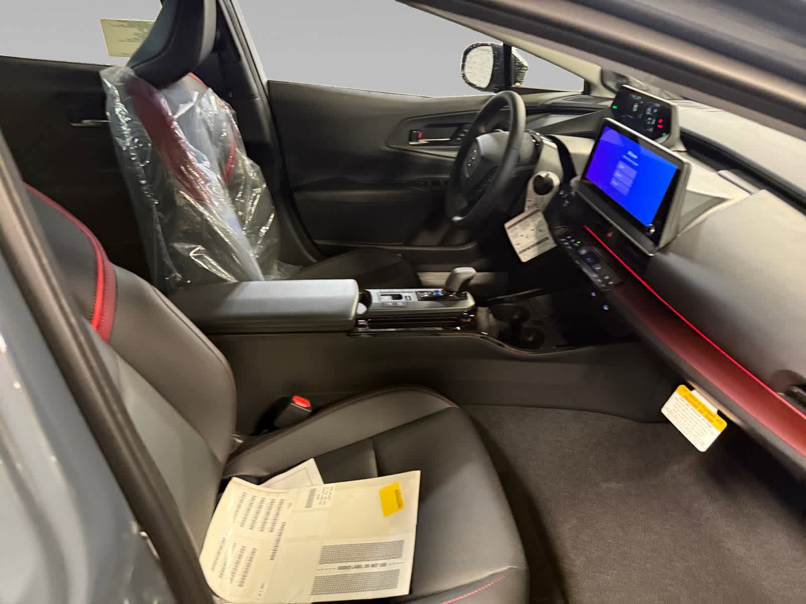 New 2026 Toyota Prius Plug-In Hybrid w/ Limited Premium Package FWD image 15