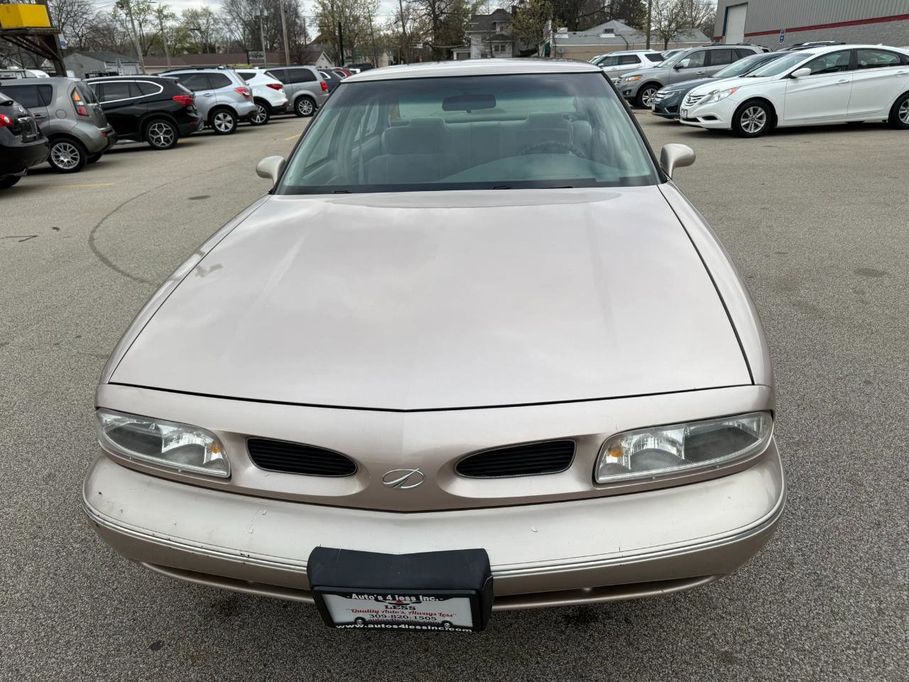 Used 1999 Oldsmobile 88 image 6