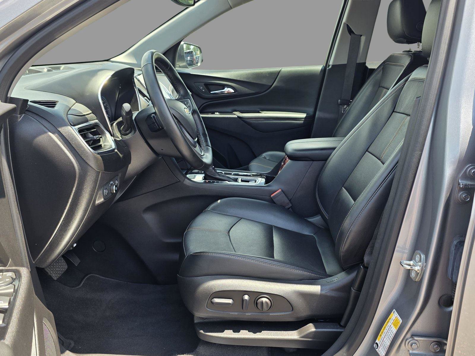 Used 2023 Chevrolet Equinox Premier AWD/4WD image 21