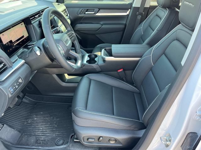 New 2026 GMC Terrain Denali w/ LPO, Floor Liner Package AWD/4WD image 24