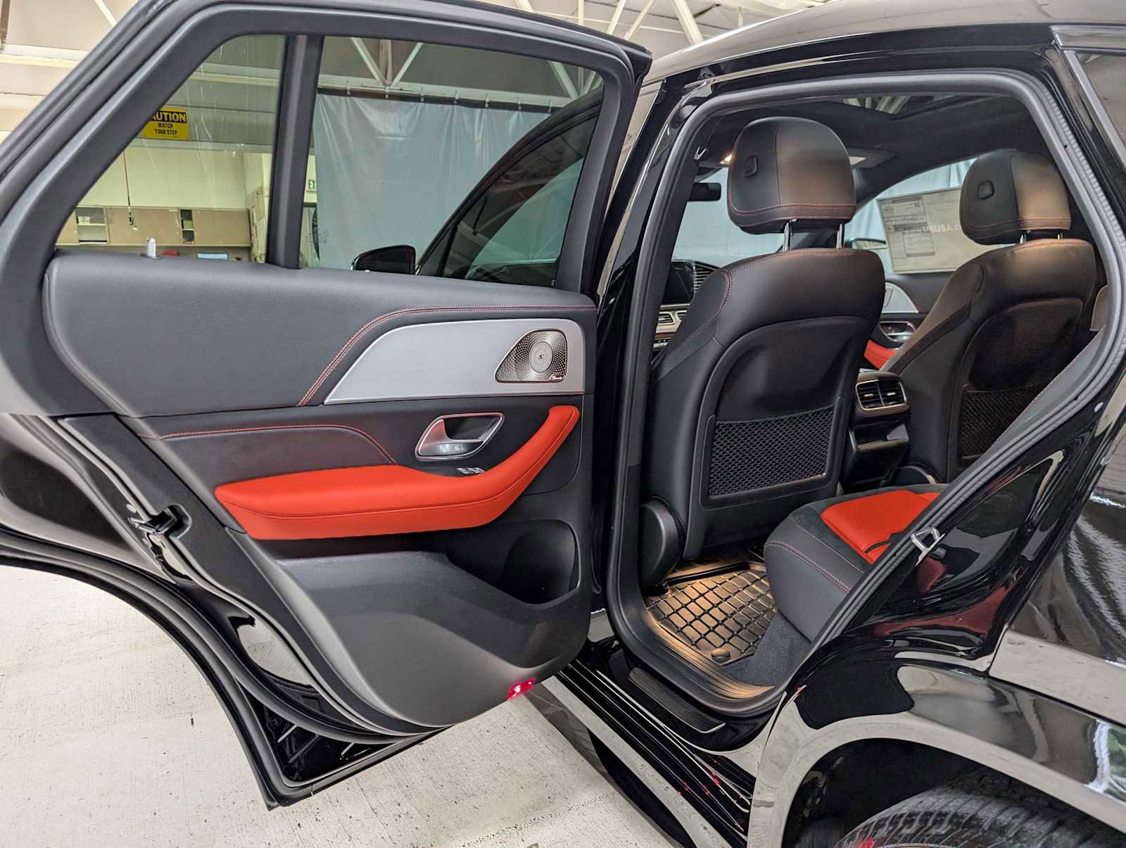 New 2025 Mercedes-Benz GLE 53 AMG 4MATIC Coupe image 19