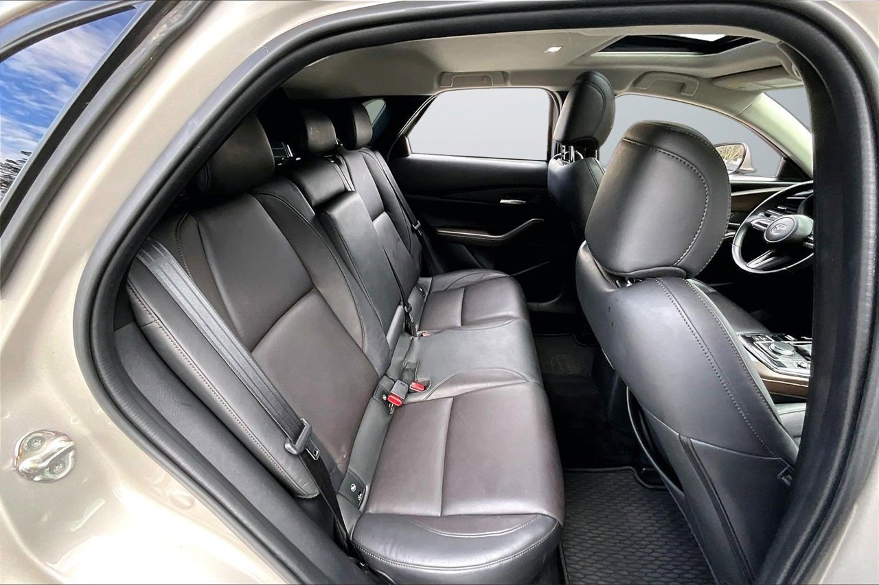 Used 2022 MAZDA CX-30 AWD 2.5 S w/ Premium Package image 25