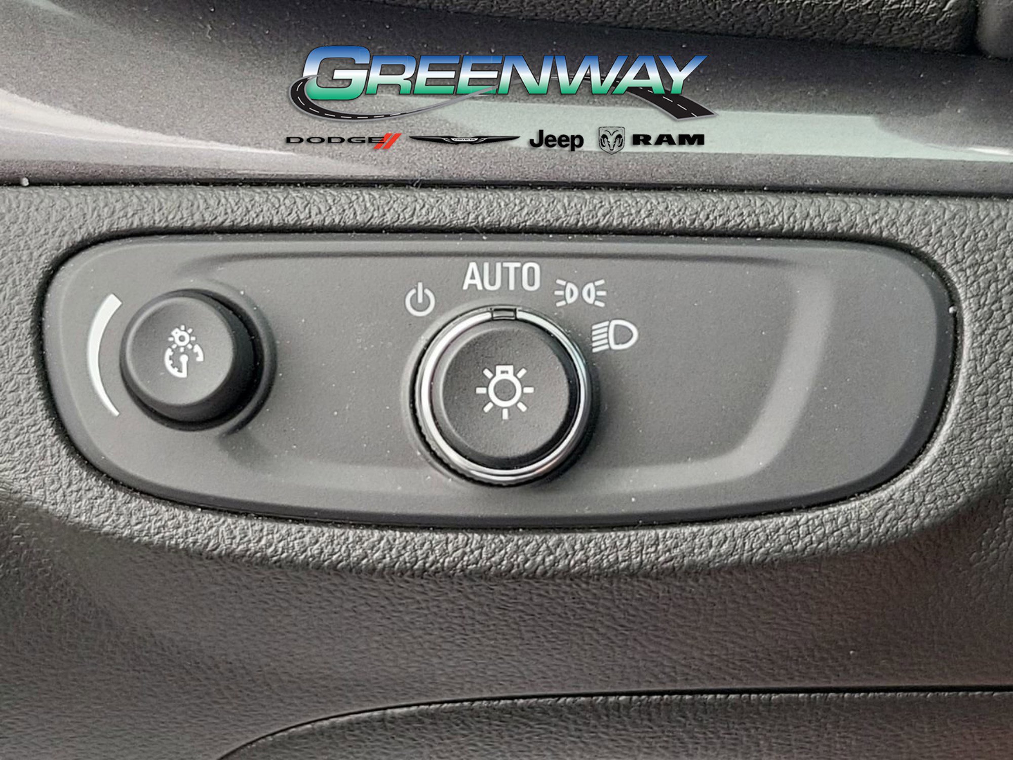 Used 2020 Buick Encore Preferred w/ Safety Package image 20