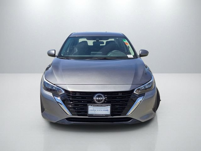 Used 2024 Nissan Sentra SV FWD image 2