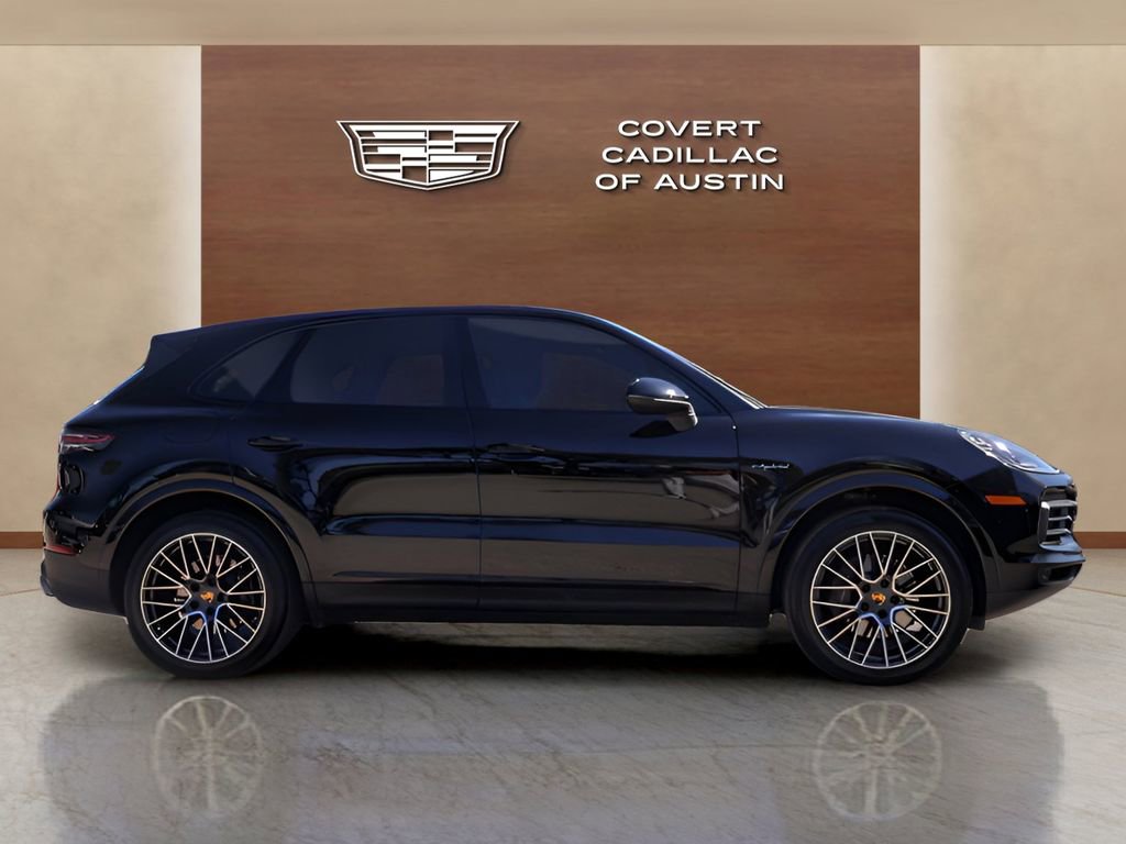 Used 2020 Porsche Cayenne E-Hybrid image 5