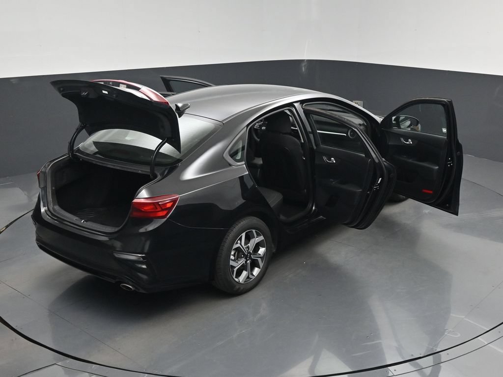 Used 2020 Kia Forte LXS FWD image 29