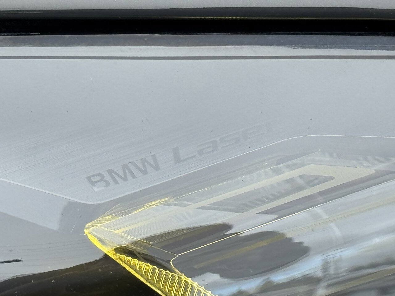 Used 2021 BMW M4 Competition w/ M Carbon Exterior Package RWD image 19