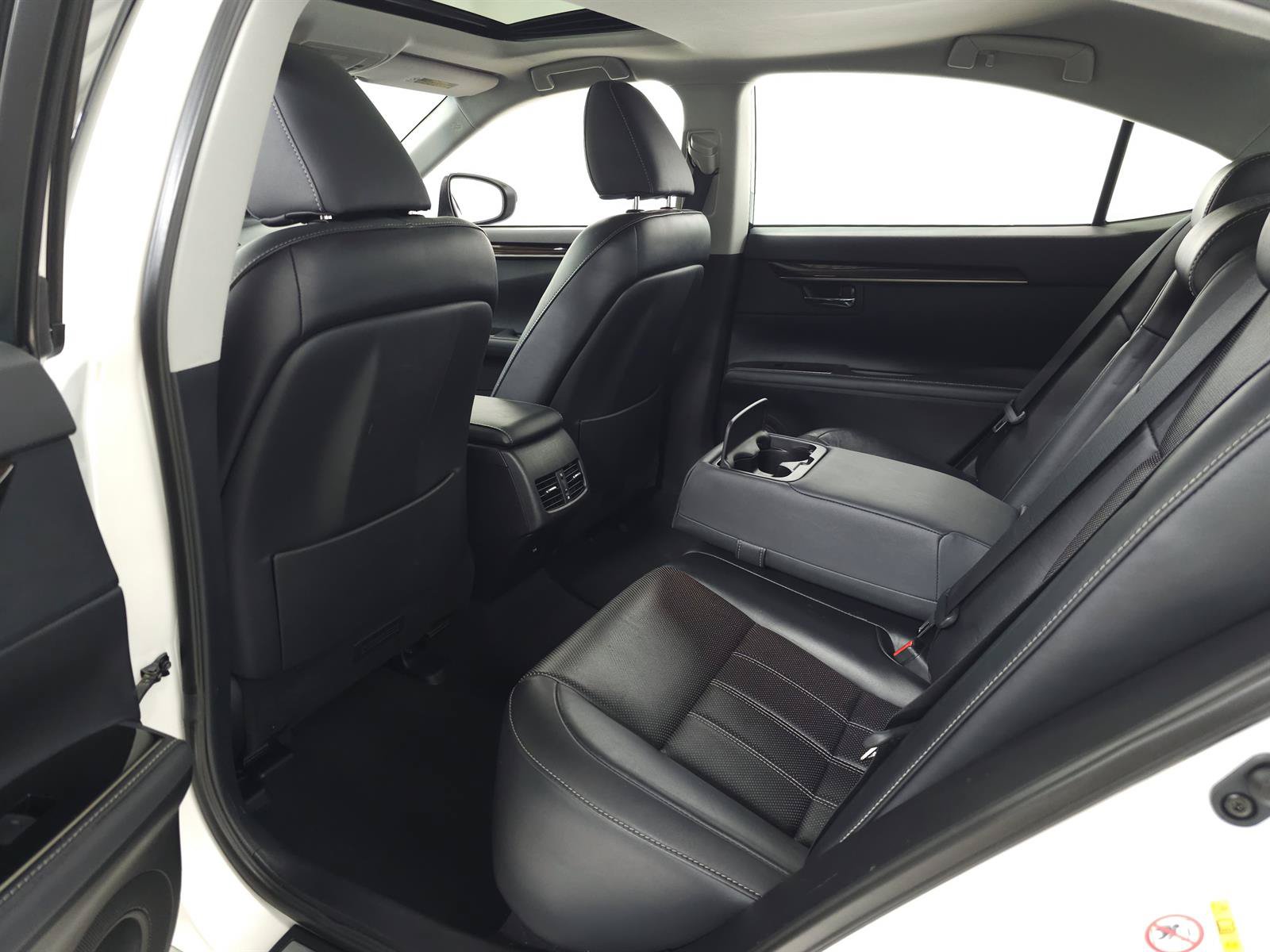 Used 2017 Lexus ES 350 w/ Luxury Package FWD image 29