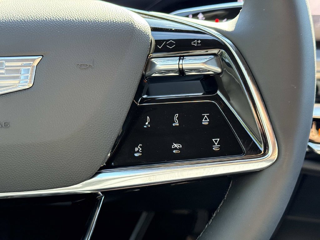 New 2027 Cadillac Lyriq Luxury RWD image 14