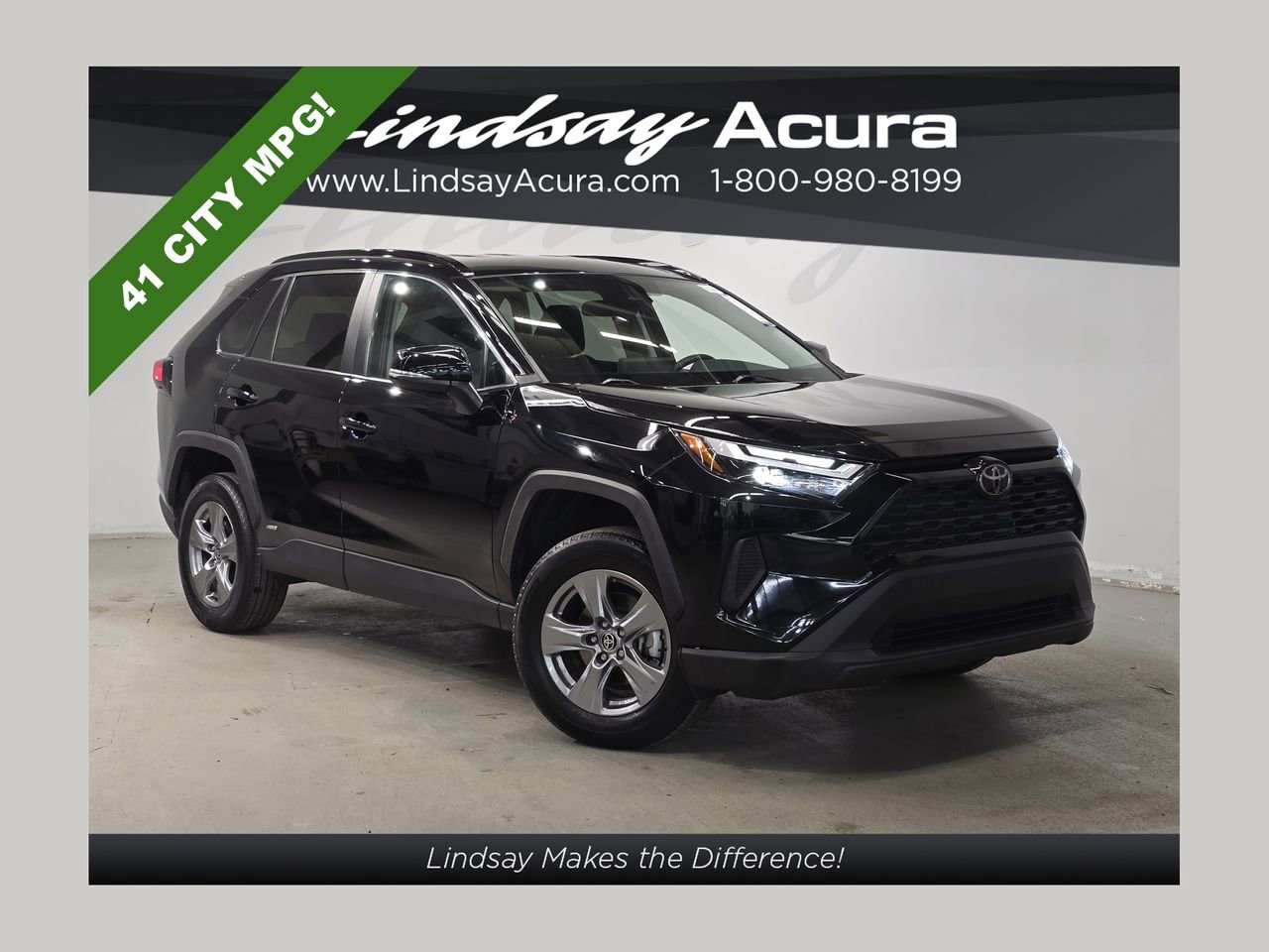 Used 2025 Toyota RAV4 XLE image 1