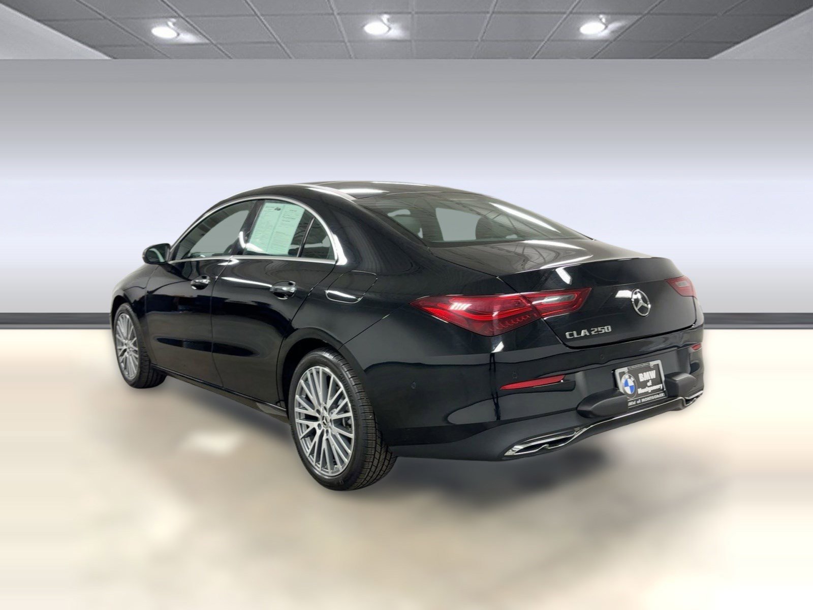 Used 2025 Mercedes-Benz CLA 250 image 2