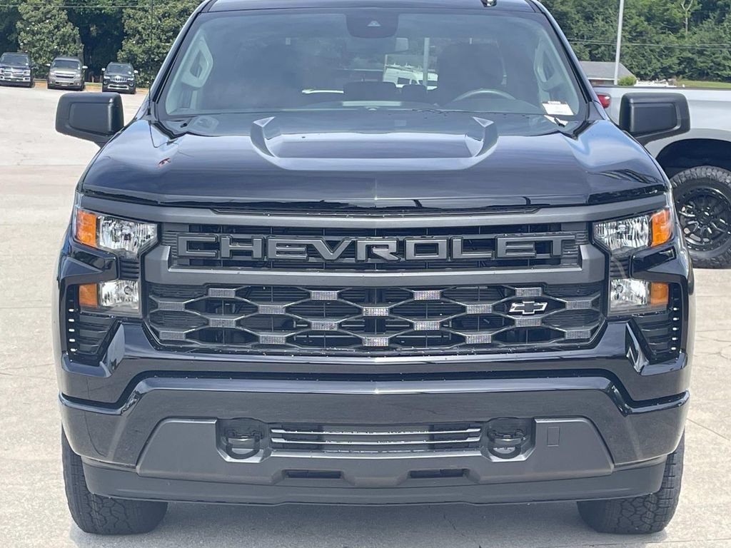 New 2026 Chevrolet Silverado 1500 Custom w/ Turbomax Blackout Package AWD/4WD image 6