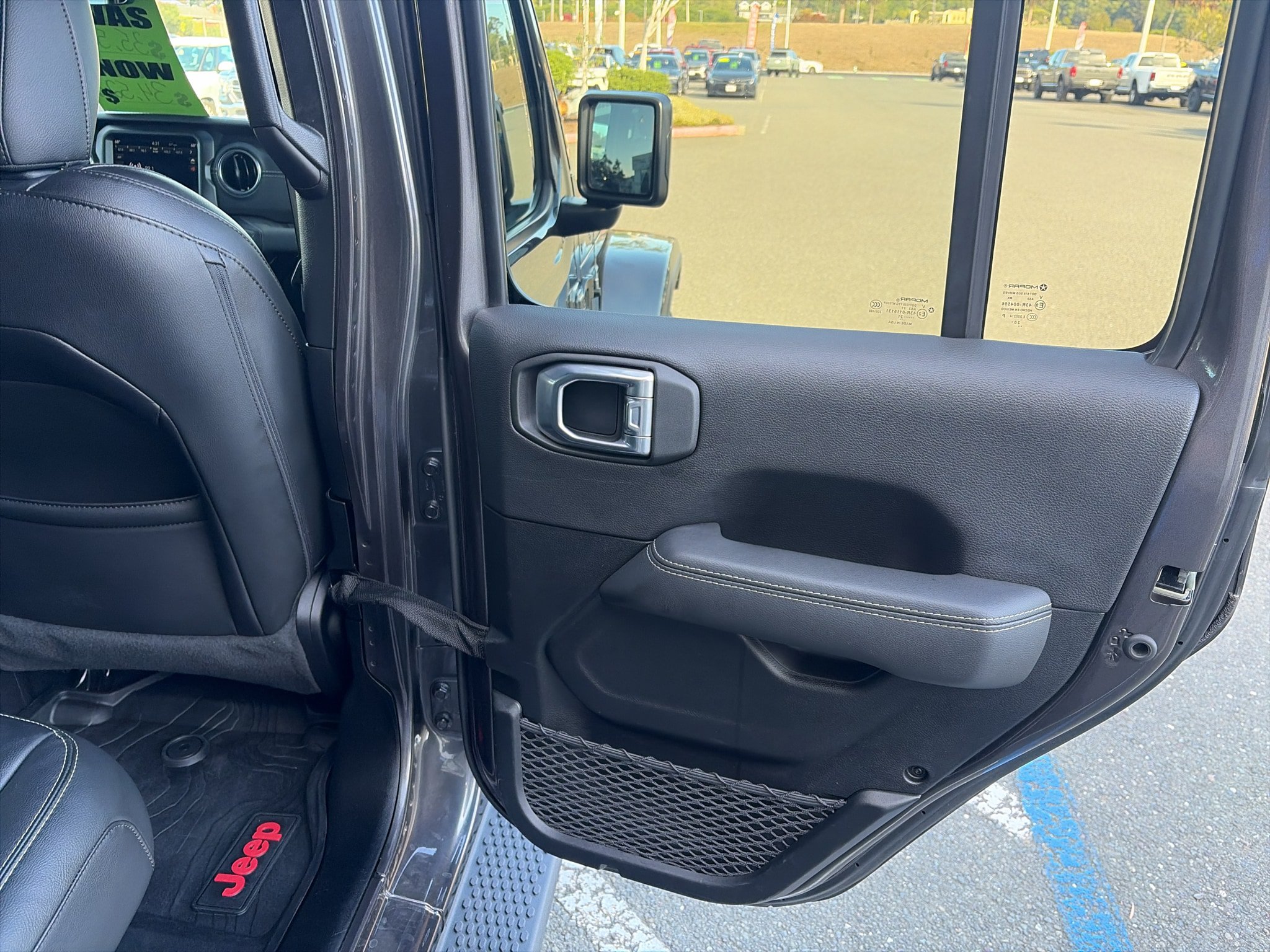 Used 2021 Jeep Wrangler Unlimited Sahara AWD/4WD image 24