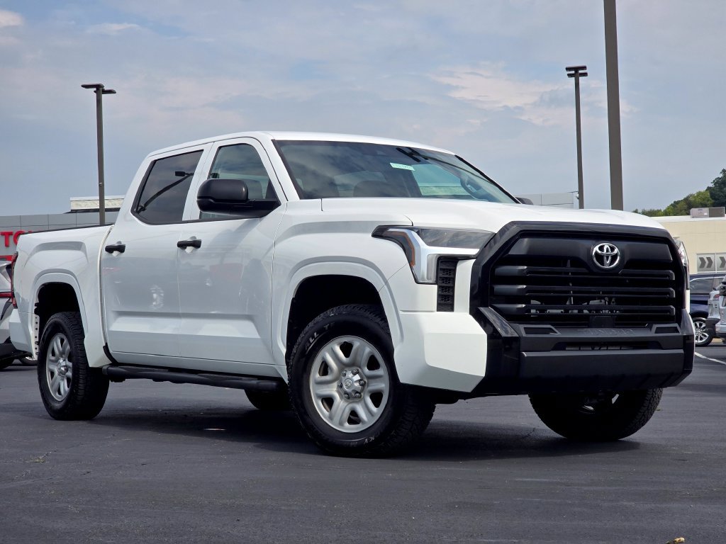 Used 2023 Toyota Tundra SR AWD/4WD image 2