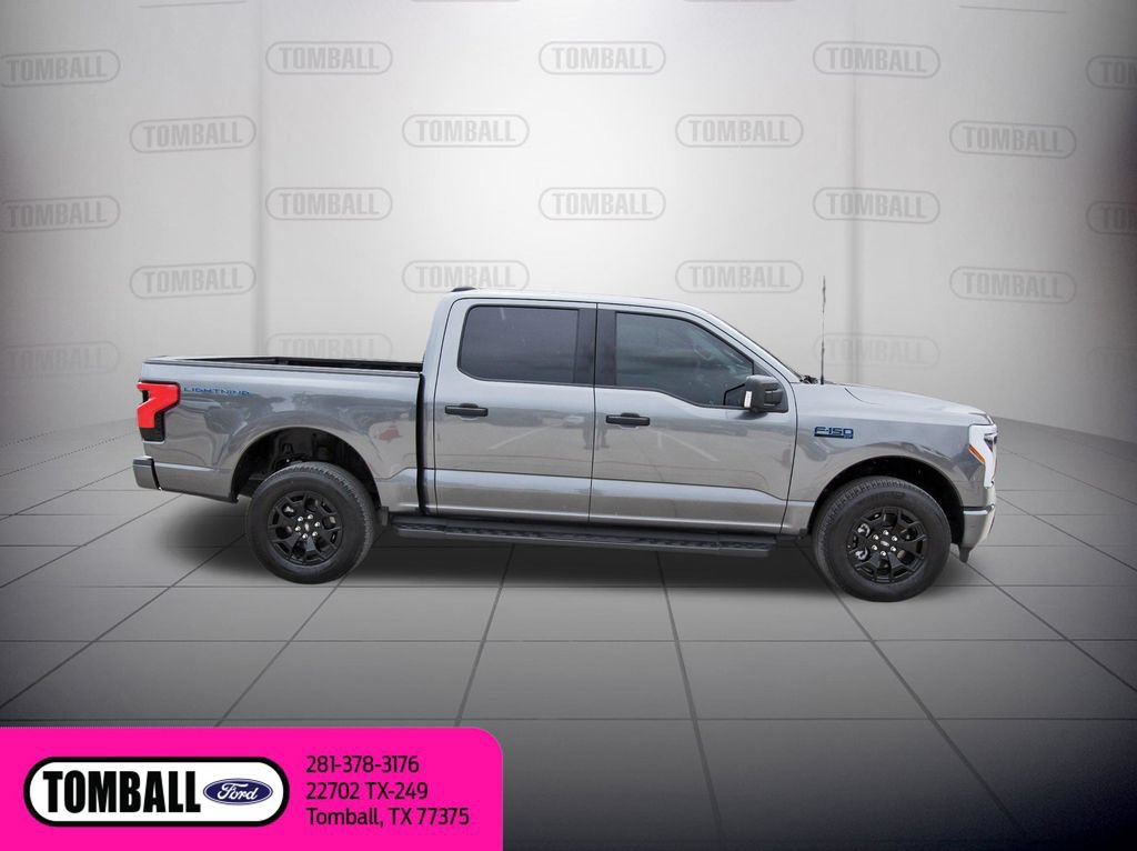 Used 2025 Ford F150 Lightning XLT AWD/4WD image 8