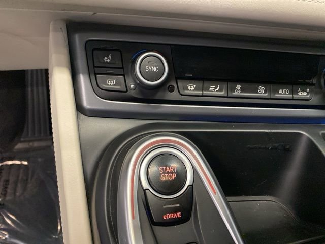 Used 2015 BMW i8 AWD/4WD image 18