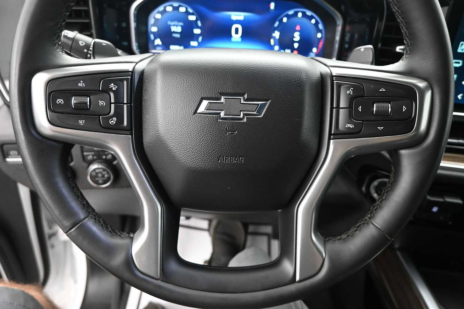 Used 2023 Chevrolet Silverado 1500 RST w/ Redline Edition AWD/4WD image 13