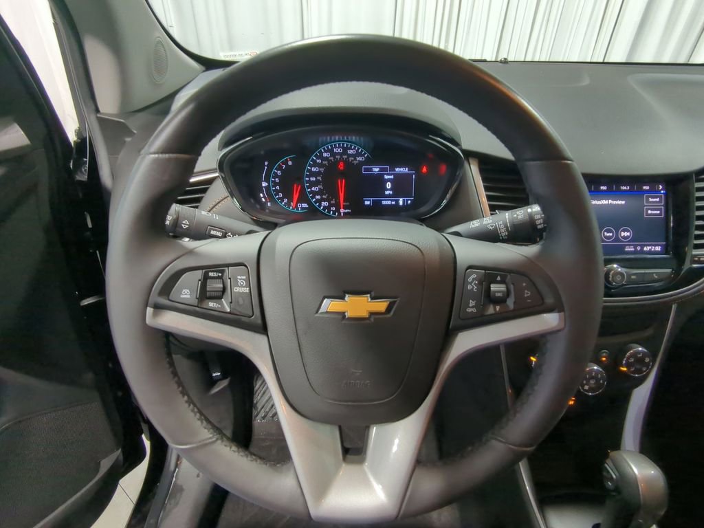 Used 2020 Chevrolet Trax LT w/ LT Convenience Package FWD image 28