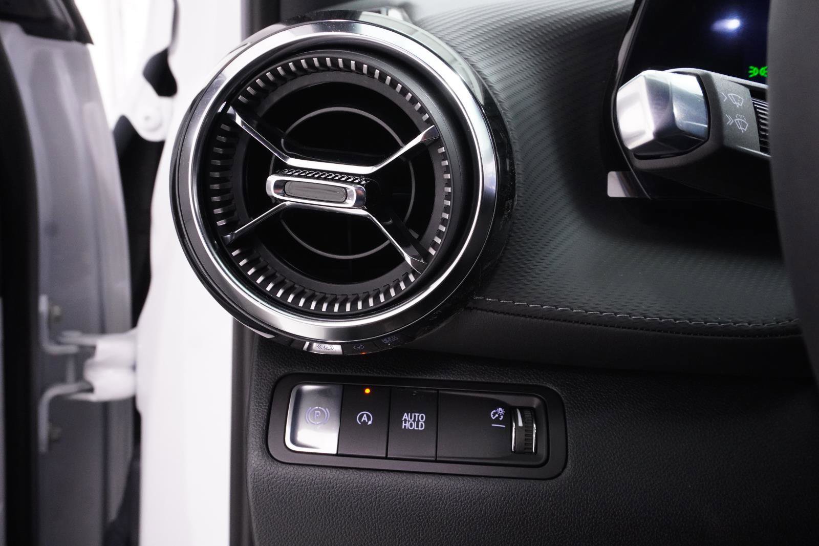 New 2026 Chevrolet Equinox LT w/ Midnight Edition image 18