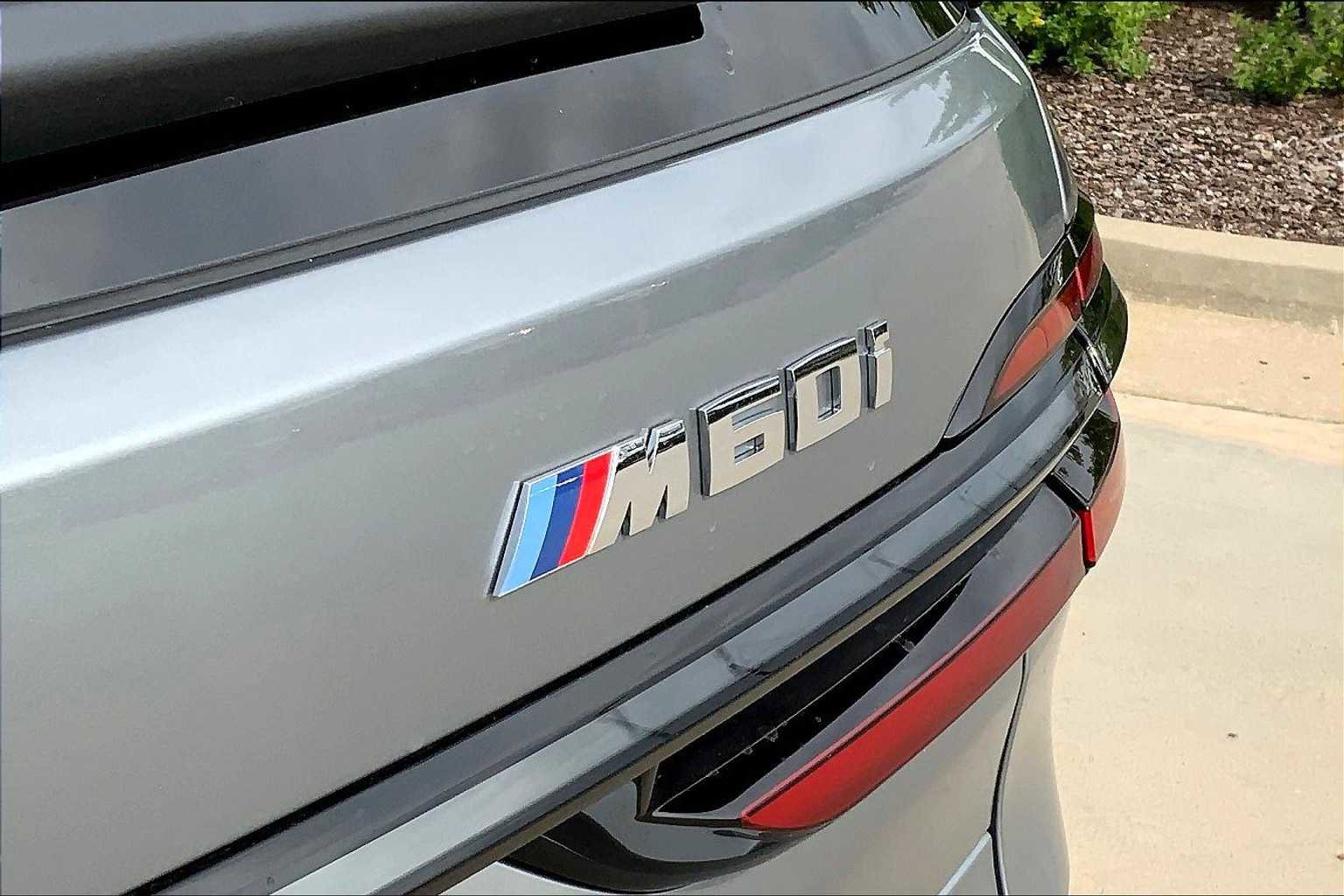 New 2026 BMW X7 M60i image 15